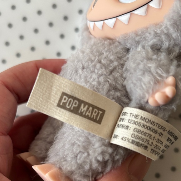 Pop Mart Macaron Grey Labubu - Picture 7 of 10
